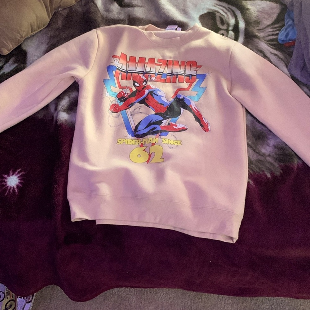 Sweater marvel
